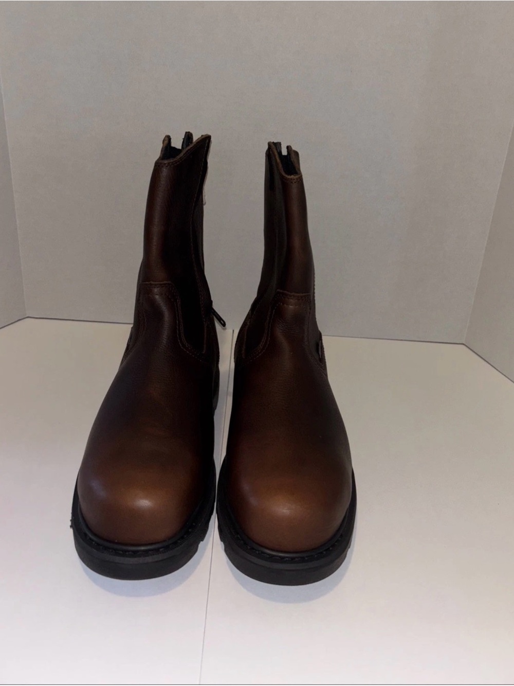 Men's Brown Pull-On Chelsea Boots - Rugged Leather